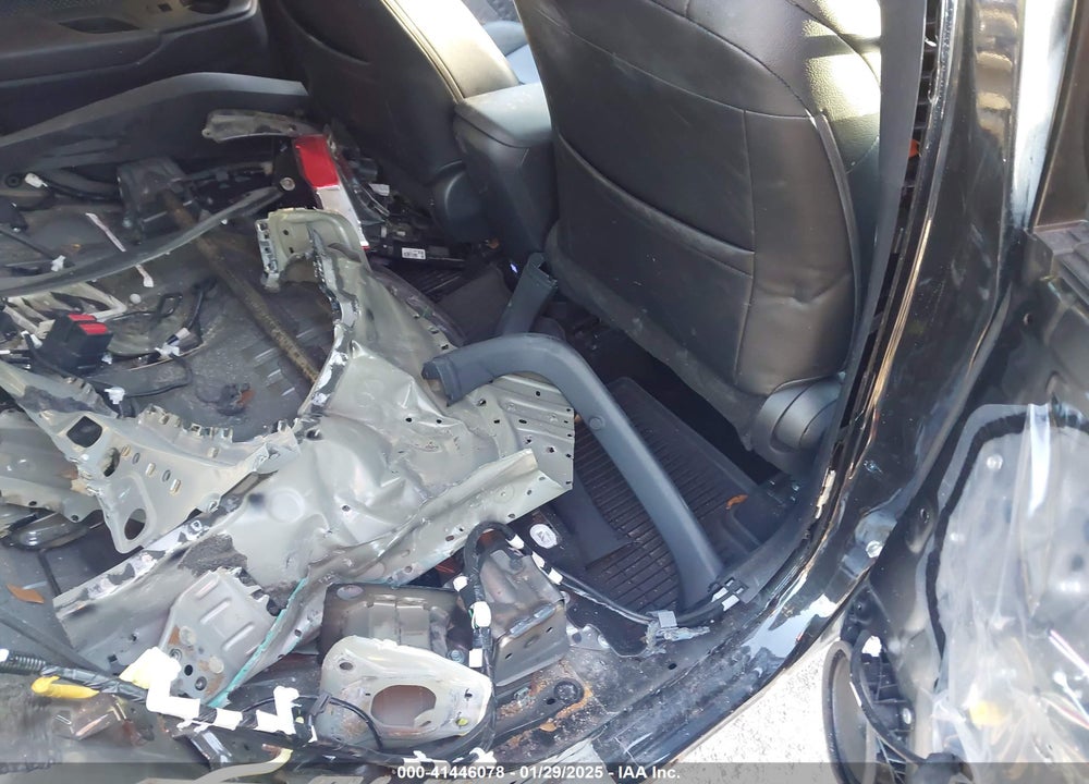 2021 TOYOTA C-HR LE VIN: NMTKHMBX6MR132085