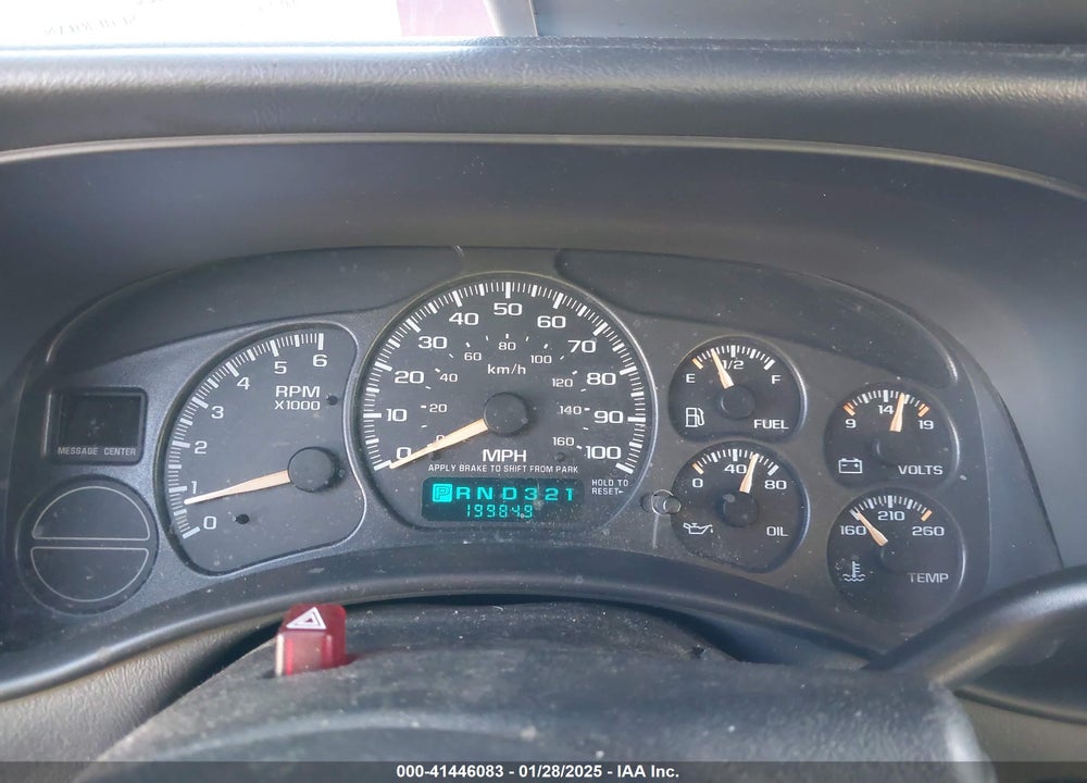 2002 CHEVROLET SUBURBAN 1500 LT VIN: 1GNFK16T92J186217