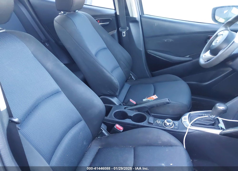 2017 TOYOTA YARIS IA VIN: 3MYDLBYV0HY190390