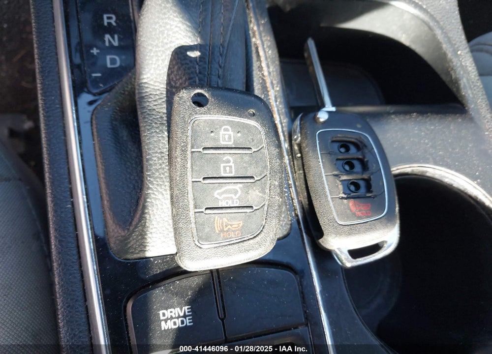 2016 HYUNDAI SONATA VIN: 5NPE24AF0GH358514