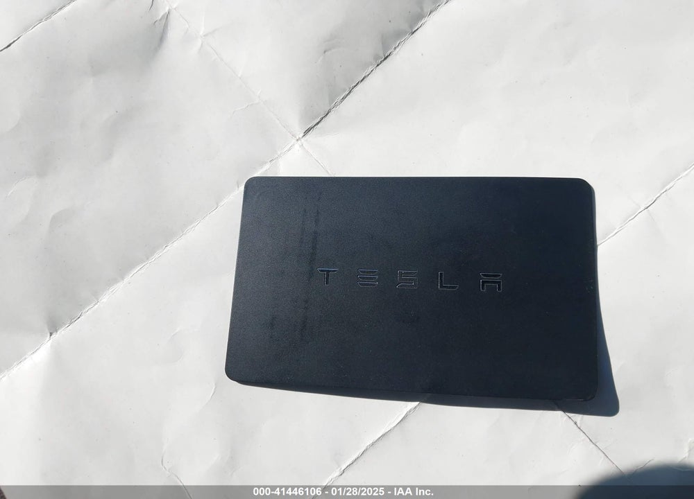 2019 TESLA MODEL 3 VIN: 5YJ3E1EB2KF390909