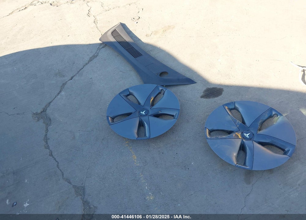 2019 TESLA MODEL 3 VIN: 5YJ3E1EB2KF390909