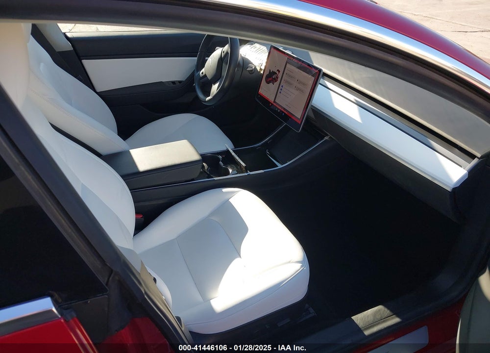 2019 TESLA MODEL 3 VIN: 5YJ3E1EB2KF390909