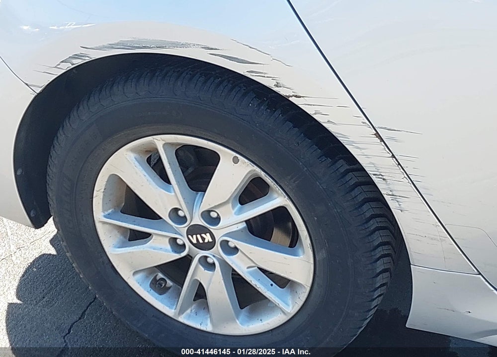 2016 KIA OPTIMA VIN: KNAGT4L39G5112440