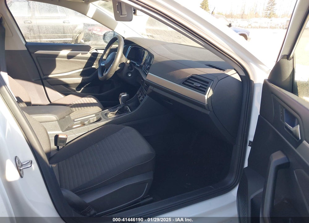 2024 VOLKSWAGEN JETTA VIN: 3VW5M7BU9RM074947