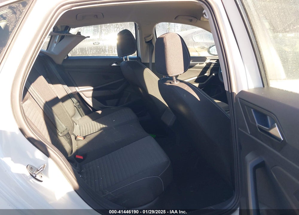 2024 VOLKSWAGEN JETTA VIN: 3VW5M7BU9RM074947