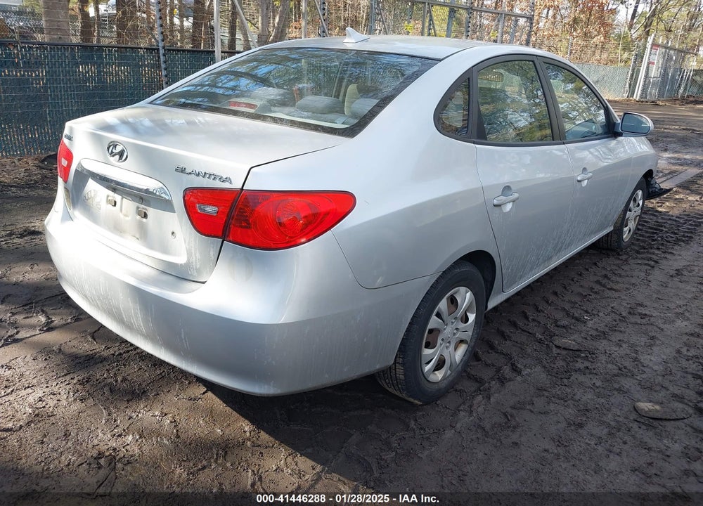 2010 HYUNDAI ELANTRA GLS VIN: KMHDU4AD3AU083931