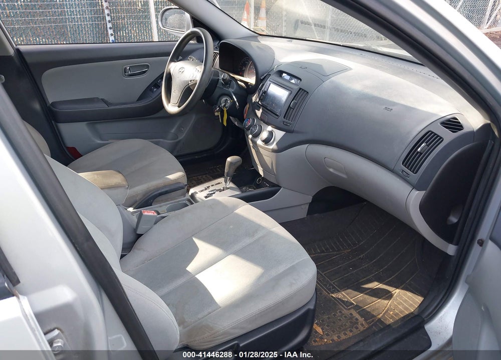 2010 HYUNDAI ELANTRA GLS VIN: KMHDU4AD3AU083931