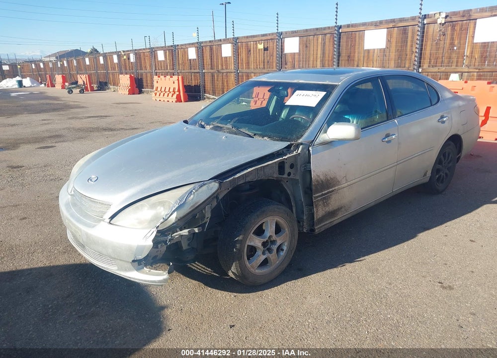 2002 LEXUS ES 300 VIN: JTHBF30G520057320