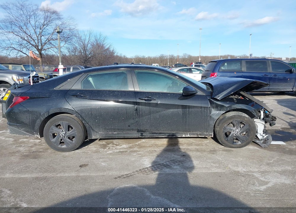 2021 HYUNDAI ELANTRA VIN: 5NPLM4AG6MH037907