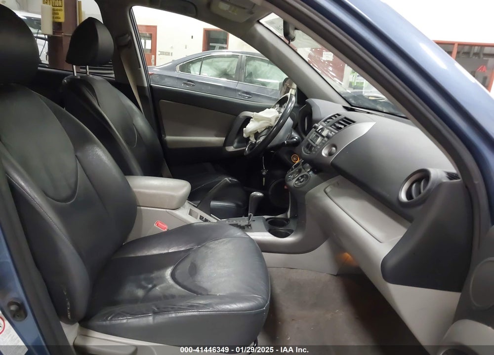 2007 TOYOTA RAV4 VIN: JTMBK34V775037358