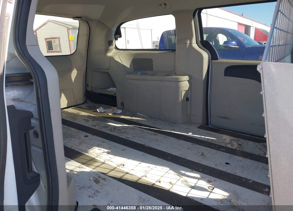 2015 RAM CARGO TRADESMAN VIN: 2C4JRGAG1FR680102