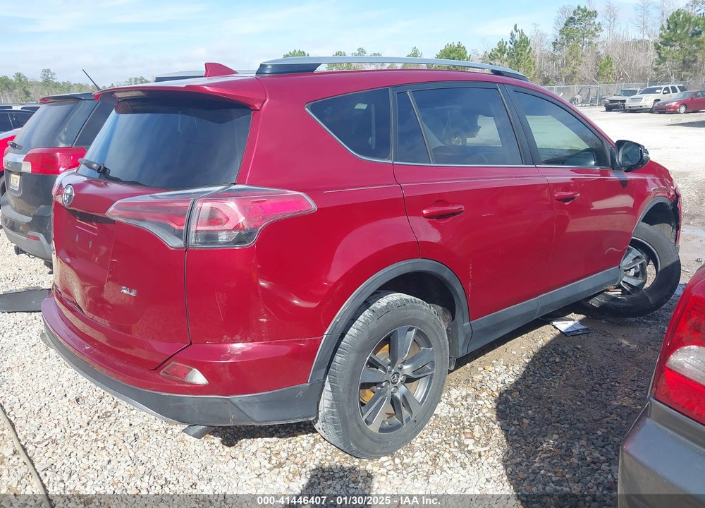 2018 TOYOTA RAV4 ADVENTURE/XLE VIN: JTMWFREVXJD117418