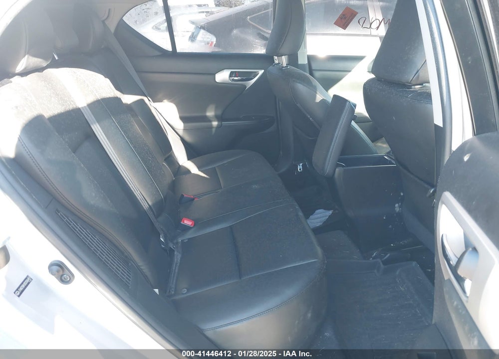 2011 LEXUS CT 200H VIN: JTHKD5BH2B2006451