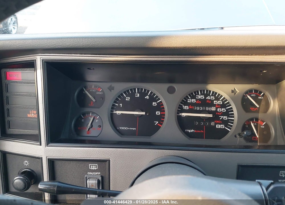 1992 JEEP CHEROKEE LAREDO VIN: 1J4FJ58S5NL206344