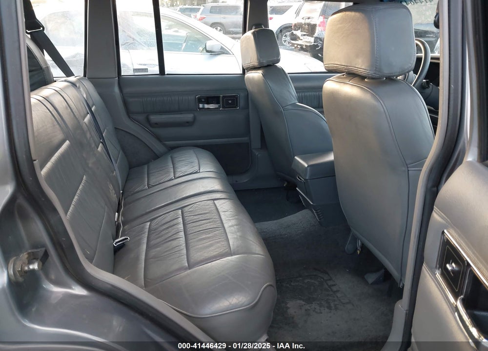 1992 JEEP CHEROKEE LAREDO VIN: 1J4FJ58S5NL206344