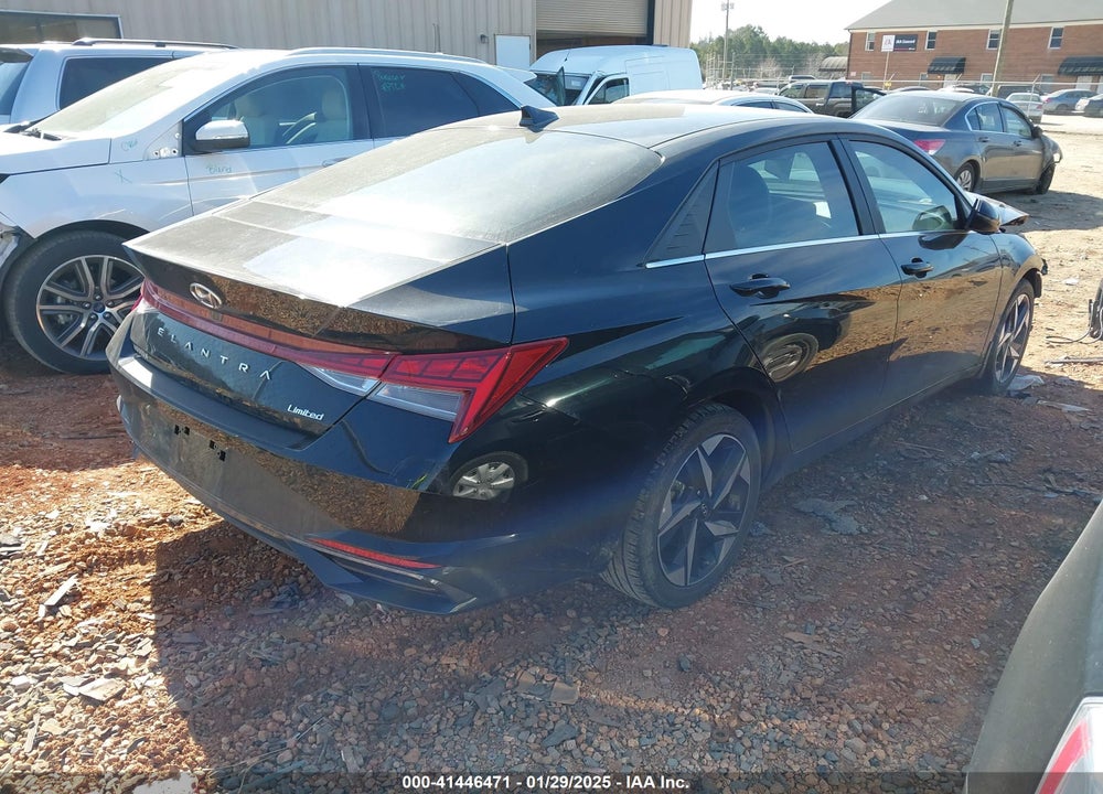 2022 HYUNDAI ELANTRA VIN: KMHLP4AG6NU301010