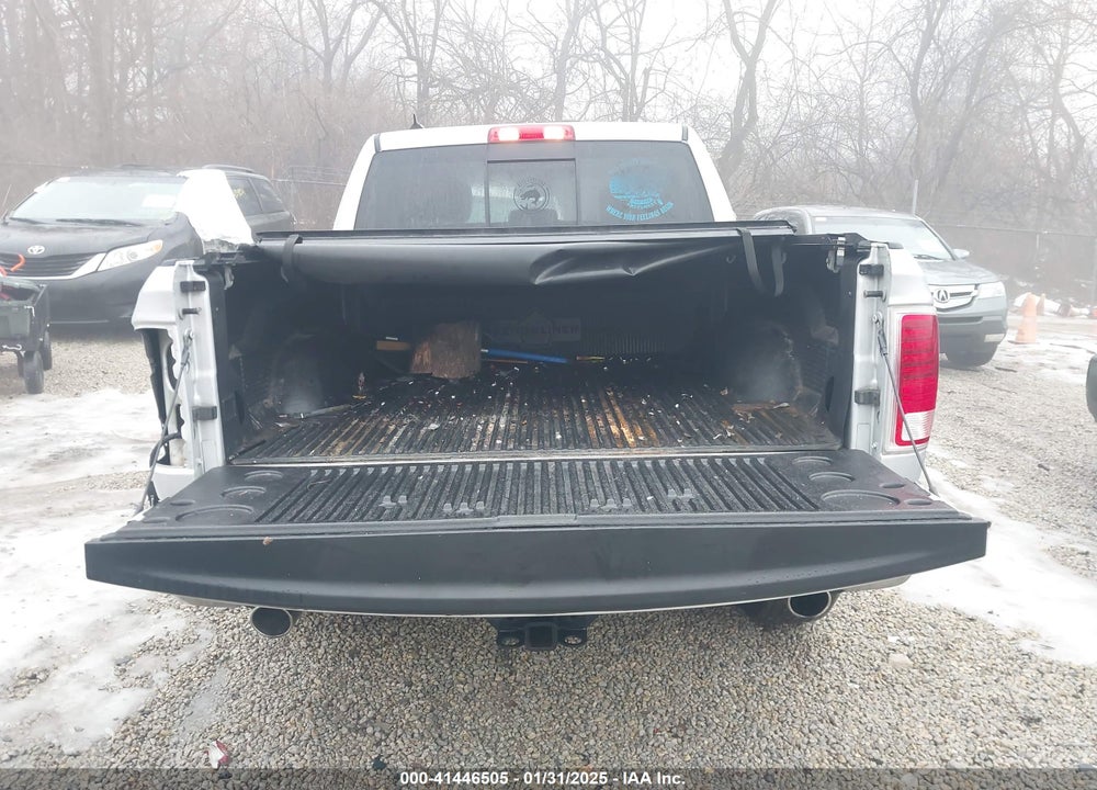 2016 RAM 1500 VIN: 1C6RR7NT4GS229344
