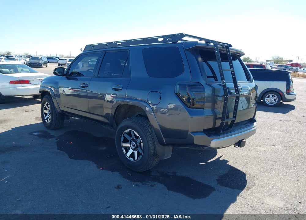 2020 TOYOTA 4RUNNER TRD OFF ROAD PREMIUM VIN: JTEBU5JRXL5827675