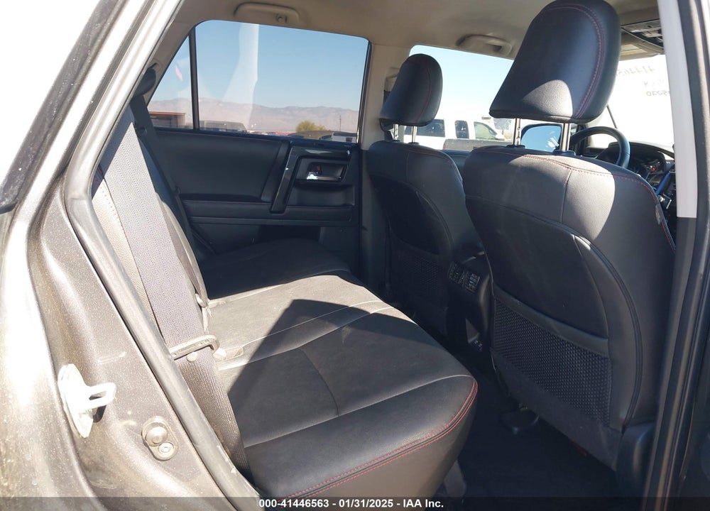2020 TOYOTA 4RUNNER TRD OFF ROAD PREMIUM VIN: JTEBU5JRXL5827675