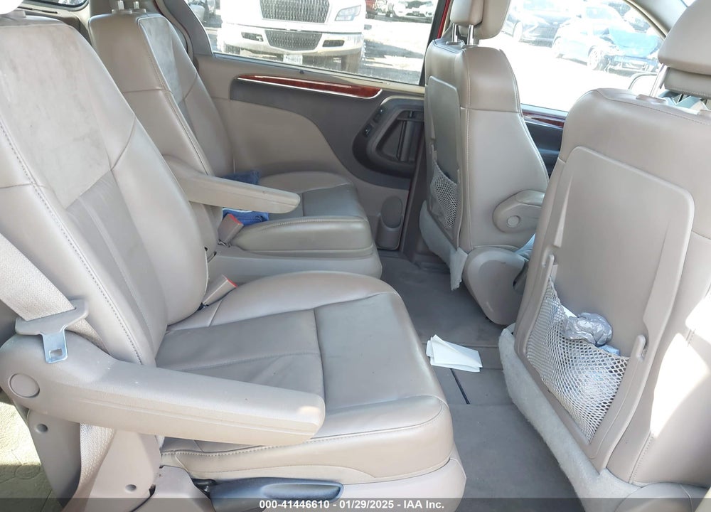 2012 CHRYSLER TOWN & COUNTRY LIMITED VIN: 2C4RC1GG5CR252389