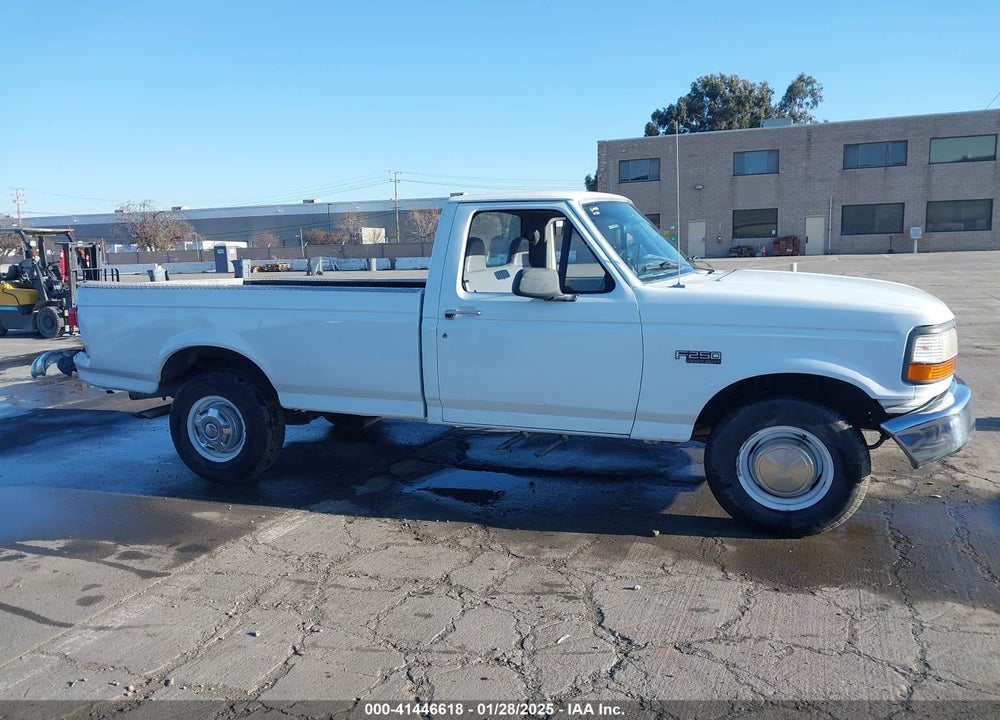 1997 FORD F-250 XL VIN: 3FTHF25GXVMA33868