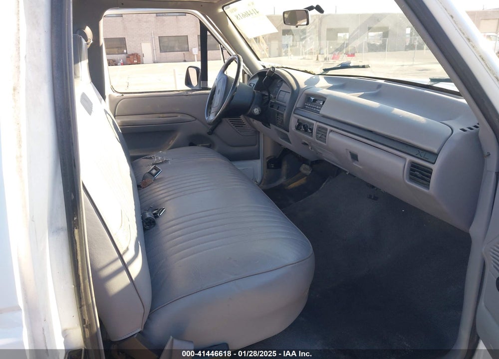 1997 FORD F-250 XL VIN: 3FTHF25GXVMA33868
