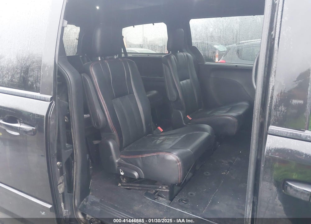 2016 DODGE GRAND CARAVAN R/T VIN: 2C4RDGEG3GR123673