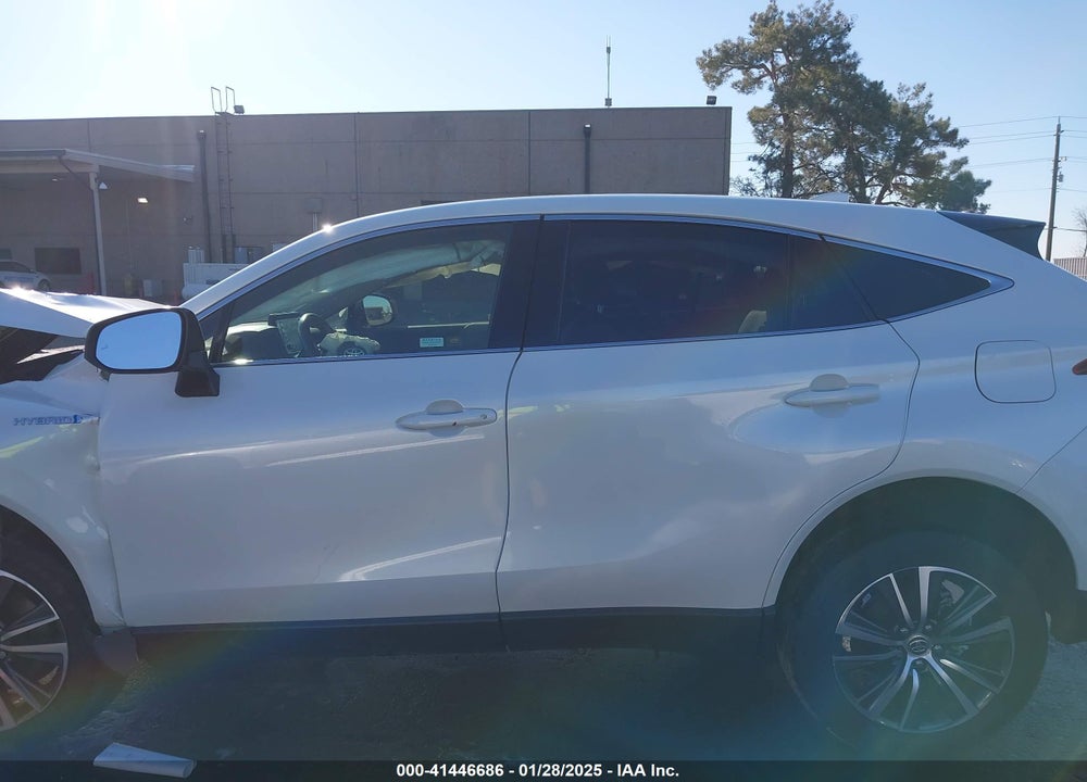 2021 TOYOTA VENZA VIN: JTEAAAAHXMJ060021