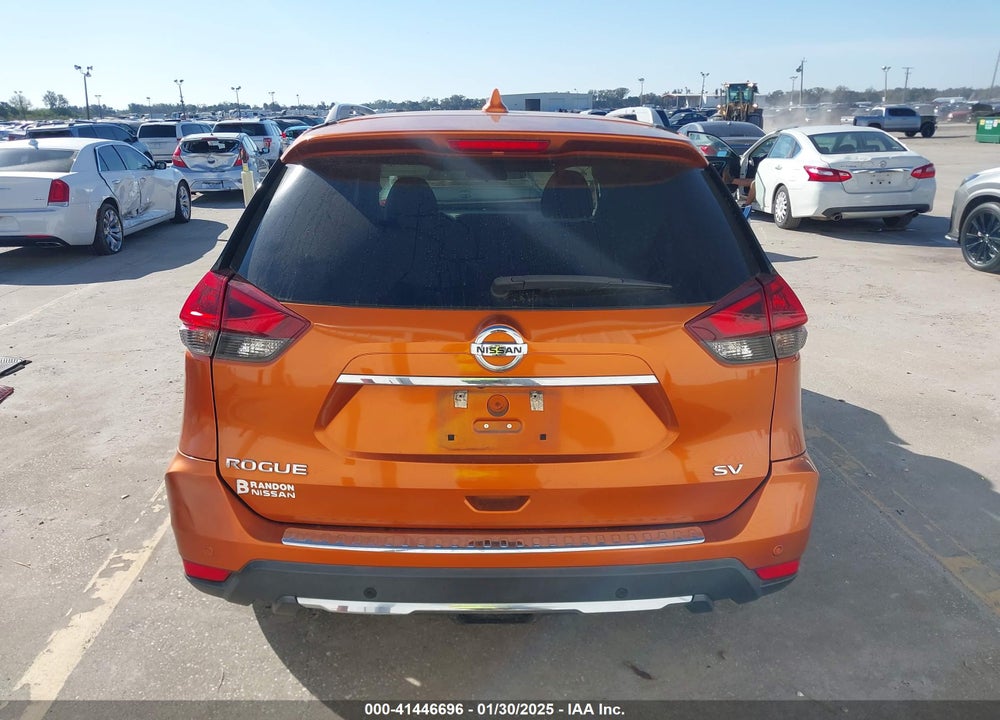 2019 NISSAN ROGUE SV VIN: 5N1AT2MT0KC703638
