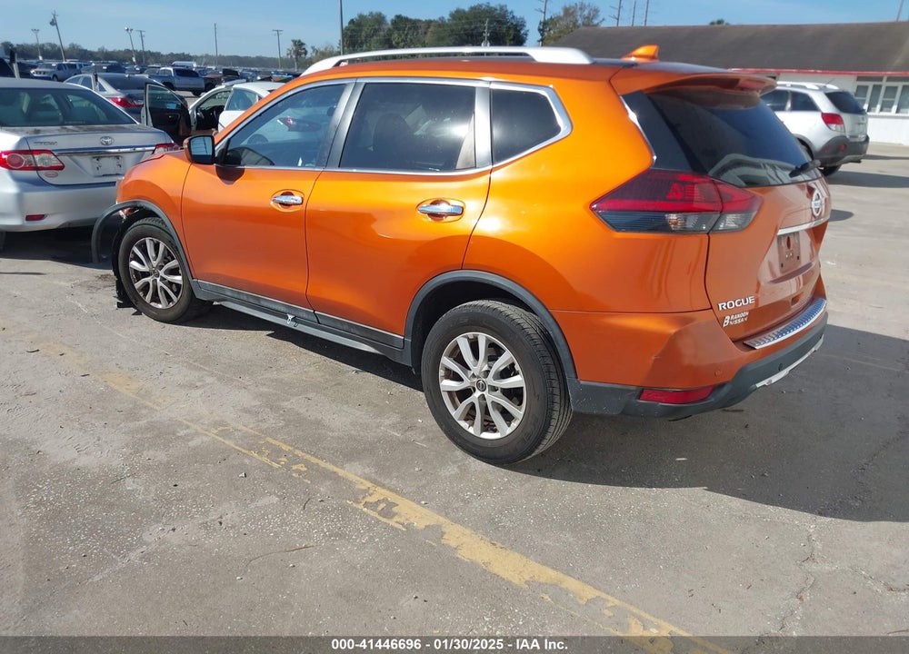 2019 NISSAN ROGUE SV VIN: 5N1AT2MT0KC703638