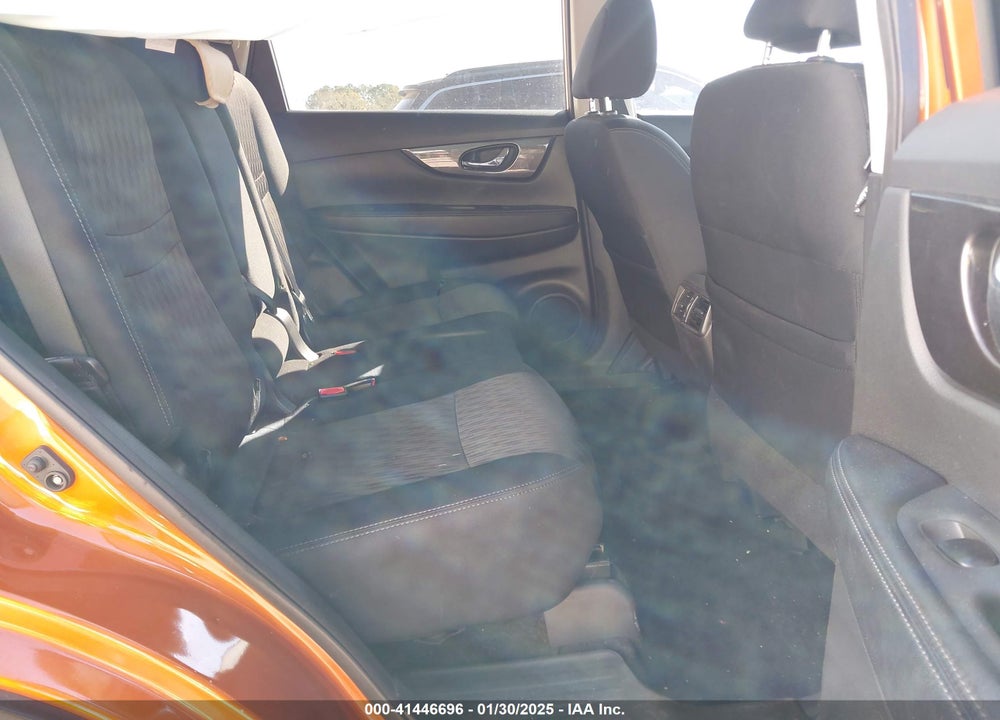 2019 NISSAN ROGUE SV VIN: 5N1AT2MT0KC703638