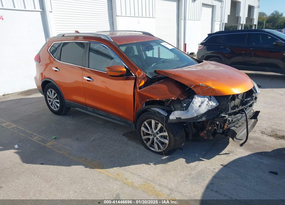 2019 NISSAN ROGUE SV VIN: 5N1AT2MT0KC703638