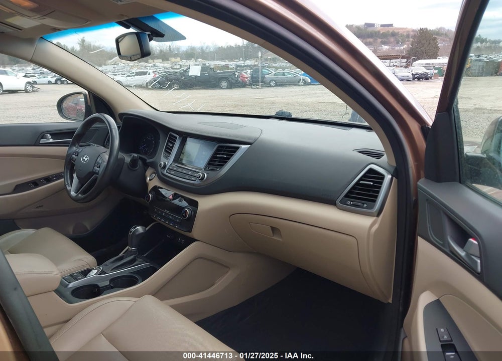 2017 HYUNDAI TUCSON LIMITED VIN: KM8J3CA2XHU372832