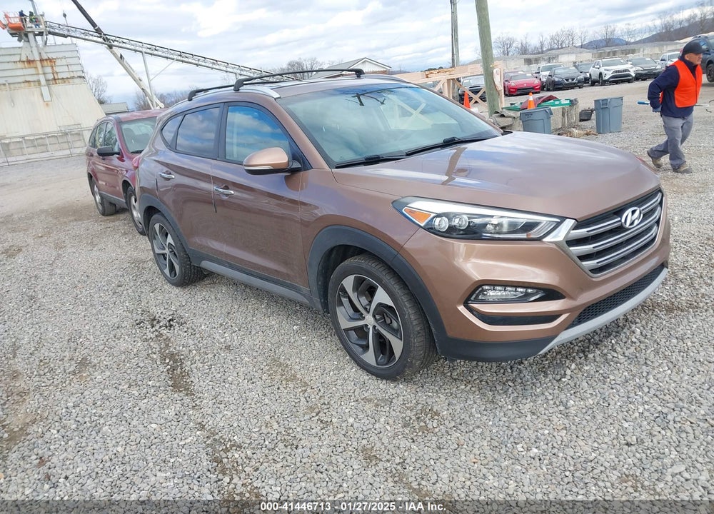 2017 HYUNDAI TUCSON LIMITED VIN: KM8J3CA2XHU372832