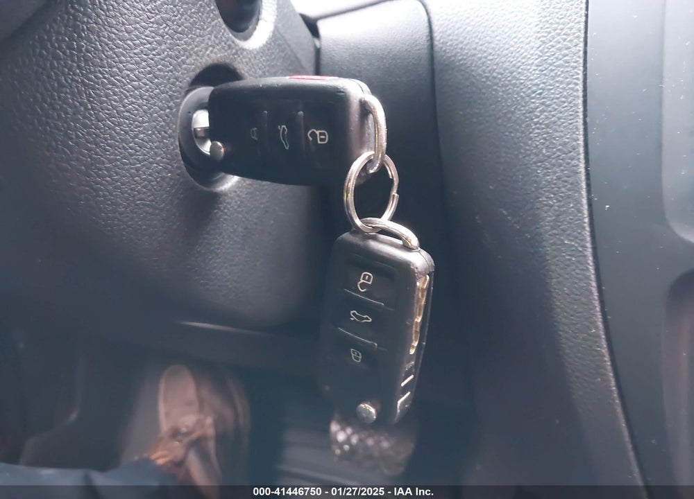 2014 VOLKSWAGEN JETTA VIN: 3VWD17AJ0EM302713