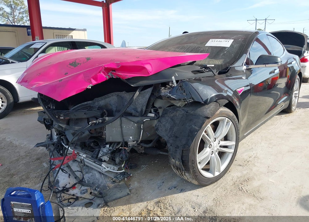 2015 TESLA MODEL S VIN: 5YJSA1H20FFP78519