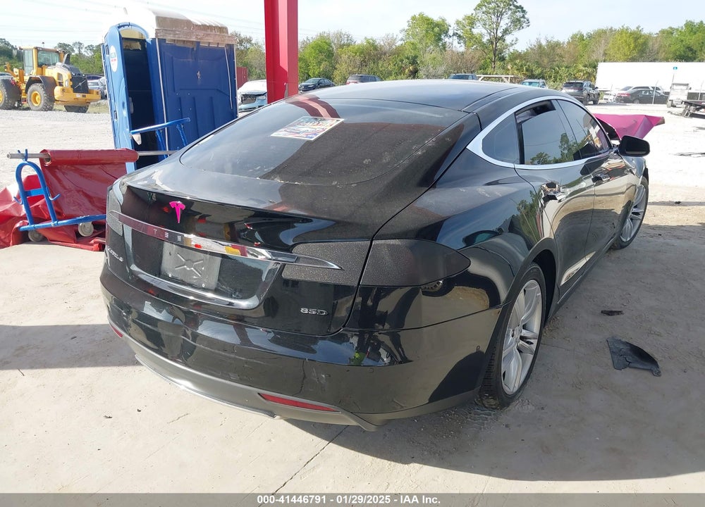 2015 TESLA MODEL S VIN: 5YJSA1H20FFP78519