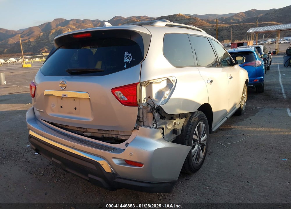 2020 NISSAN PATHFINDER S 2WD VIN: 5N1DR2AN1LC576613