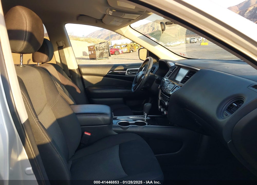 2020 NISSAN PATHFINDER S 2WD VIN: 5N1DR2AN1LC576613