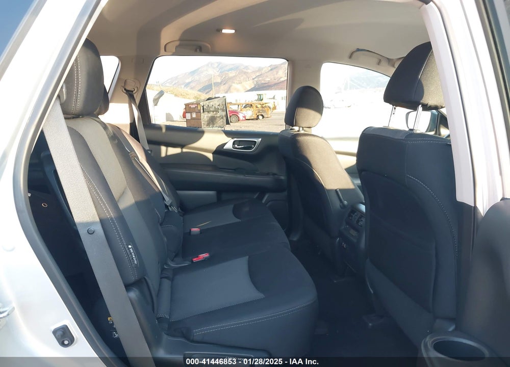 2020 NISSAN PATHFINDER S 2WD VIN: 5N1DR2AN1LC576613