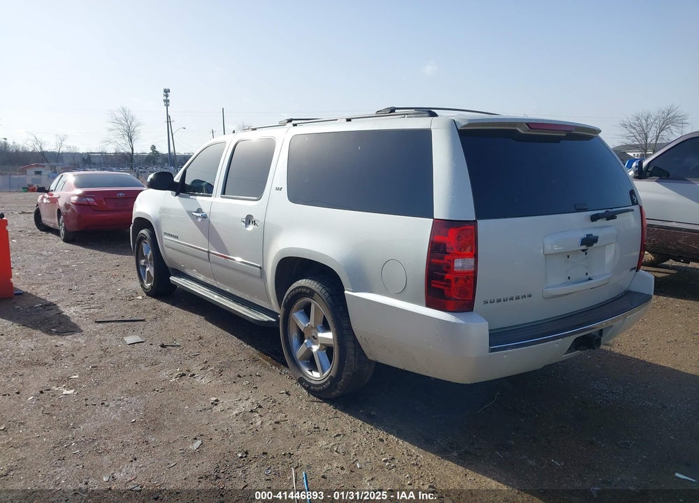 2011 CHEVROLET SUBURBAN 1500 LTZ VIN: 1GNSCKE02BR317269