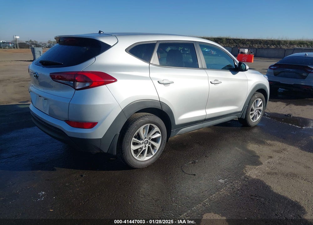 2018 HYUNDAI TUCSON VIN: KM8J23A48JU777548
