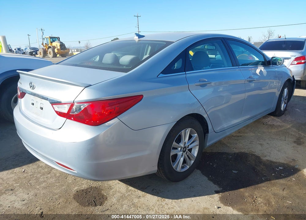 2013 HYUNDAI SONATA VIN: 5NPEB4AC2DH756860