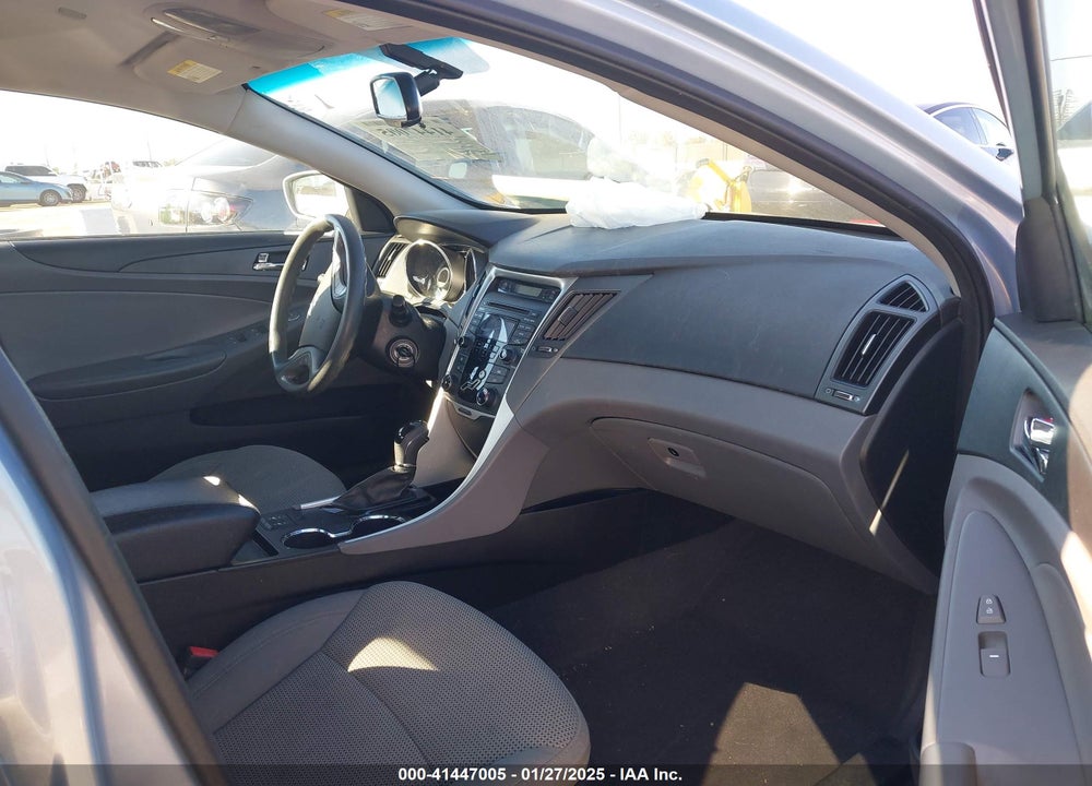 2013 HYUNDAI SONATA VIN: 5NPEB4AC2DH756860