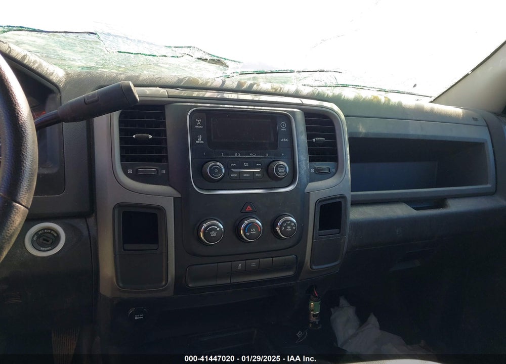 2014 RAM 2500 TRADESMAN VIN: 3C6LR5AT0EG172497