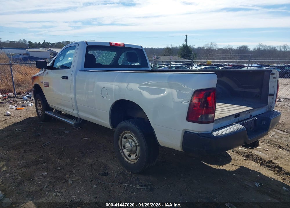 2014 RAM 2500 TRADESMAN VIN: 3C6LR5AT0EG172497