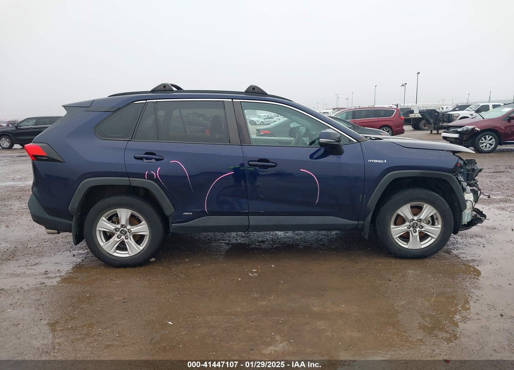 2020 TOYOTA RAV4 HYBRID XLE VIN: 2T3RWRFV7LW064453