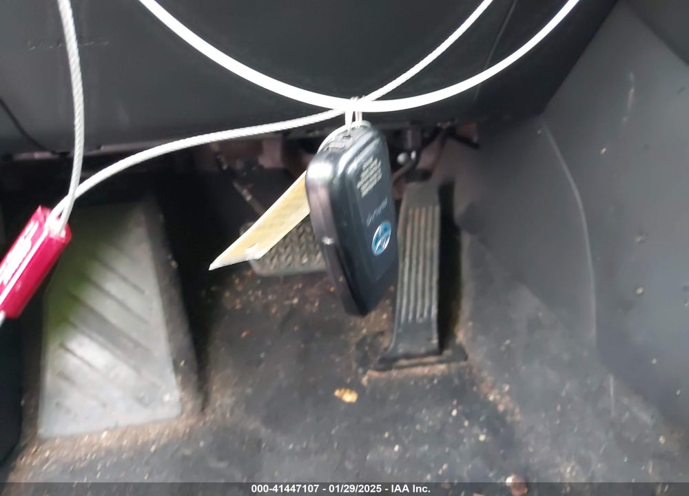 2020 TOYOTA RAV4 HYBRID XLE VIN: 2T3RWRFV7LW064453