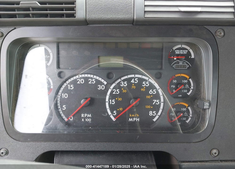 2016 FREIGHTLINER CASCADIA 125 VIN: 3AKJGEDV0GSHE5578